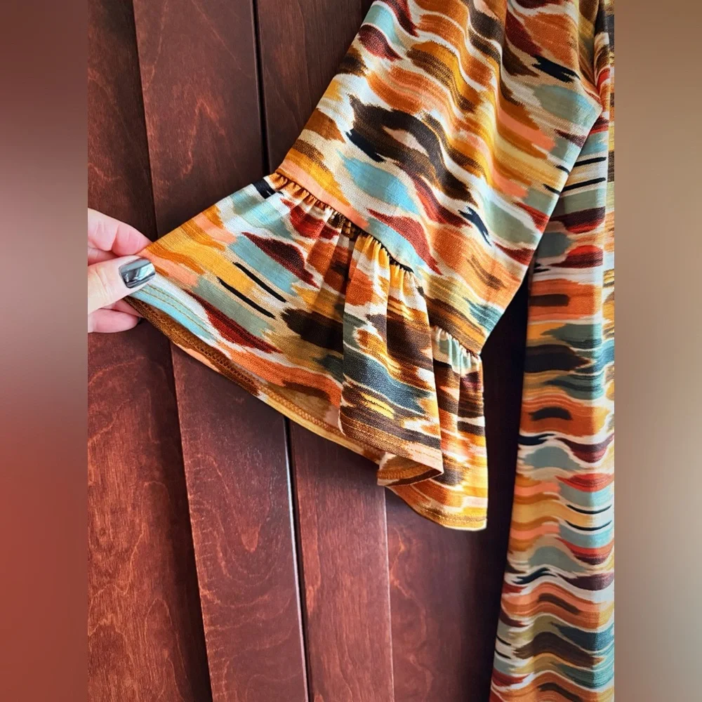 Colorful Geometric Patterned Tunic - Picture 3 of 3